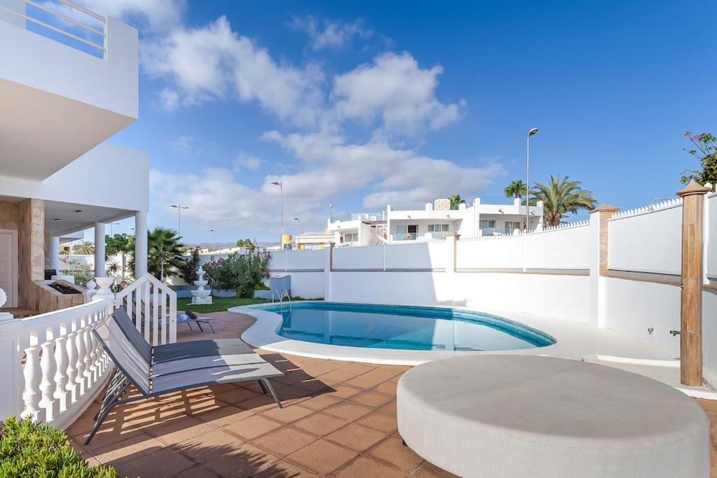 Villa Marlenghi With Private Pool San Bartolomé Exterior photo